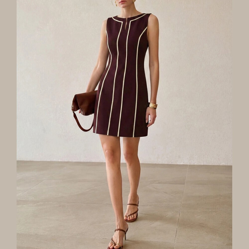 Burgundy Ivory Piped Split Notch Neckline Sleeveless Slim Mini Dress
